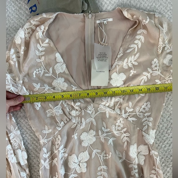 NWT Tularosa Ryland Dress - floral bridal embroidered- size S - Picture 10 of 14